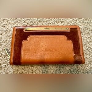Fossil, large wallet. Brown. NWT.